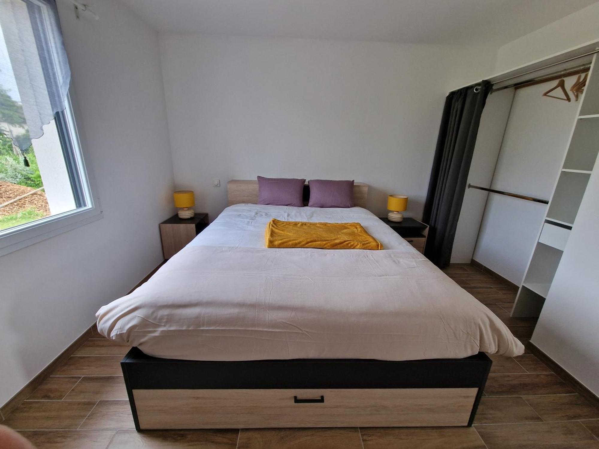 Coeur De Village Commerces Proximite Center Parcs Les-Trois-Moutiers Extérieur photo